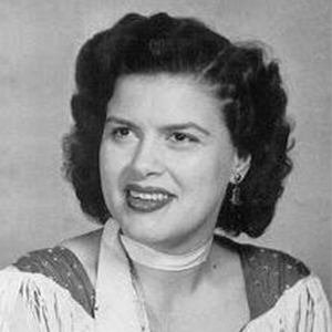 Happy celestial birthday to a true legend, Patsy Cline. 