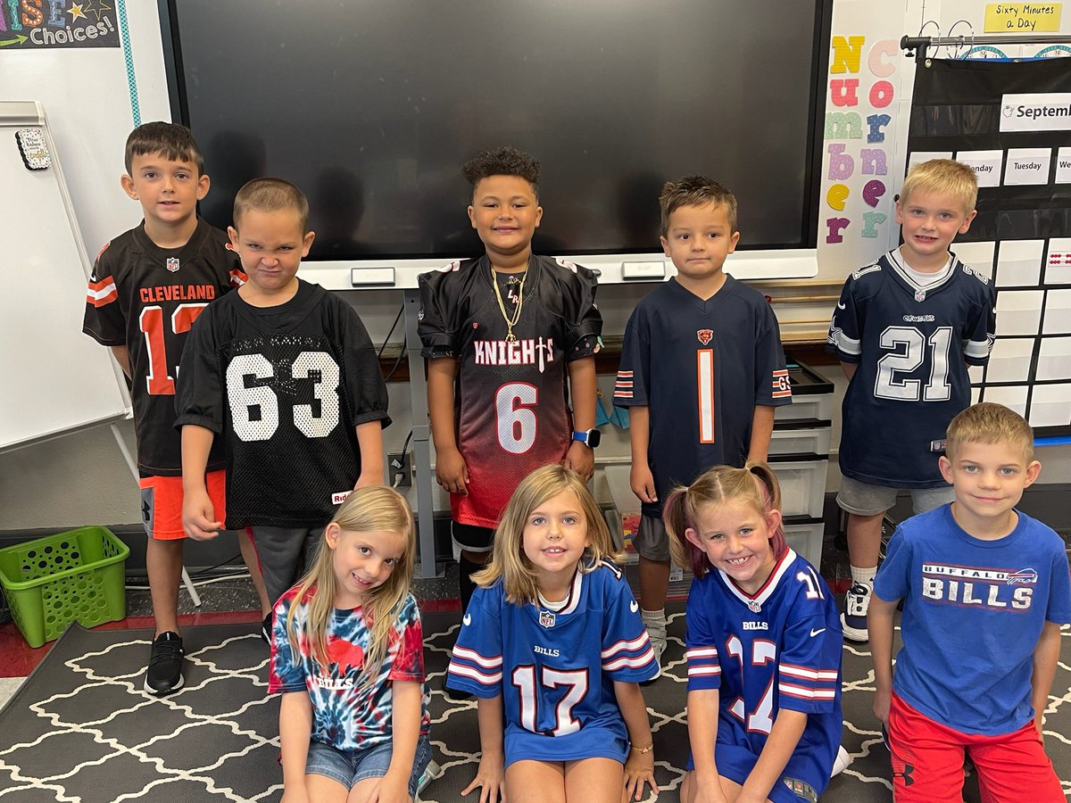 LeRoyWSS's tweet photo. Mrs. Overacker’s Class was sporting their jerseys today! Love their SPIRIT! #WeRLR https://t.co/LPxJQONtux