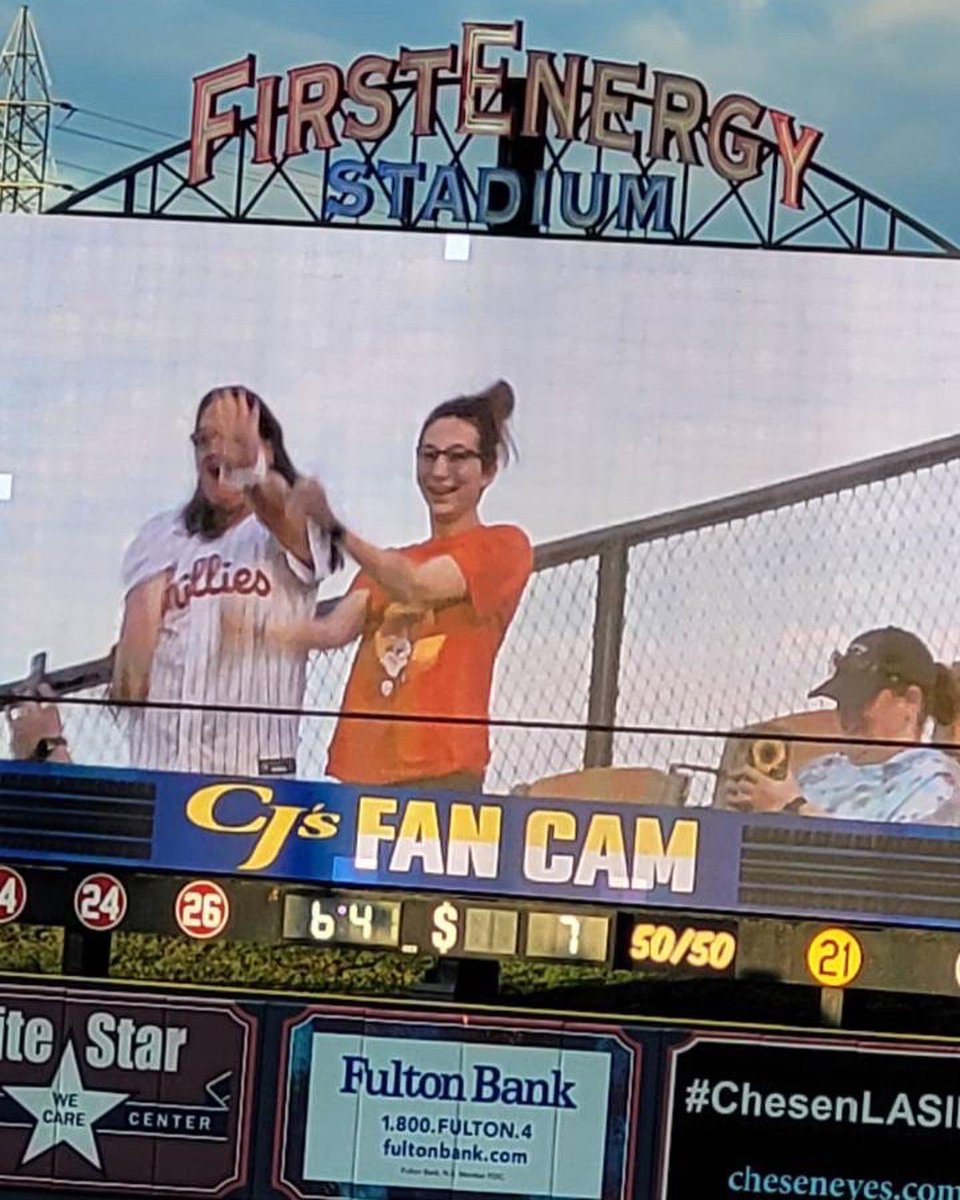 alexis_hockey12's tweet photo. BASEBALL TOWN ❤️⚾️ Let’s go Fightins ❤️⚾️ 
#rphils #readingphils #readingphillies⚾️ #fightins https://t.co/p9SOIDMtvn
