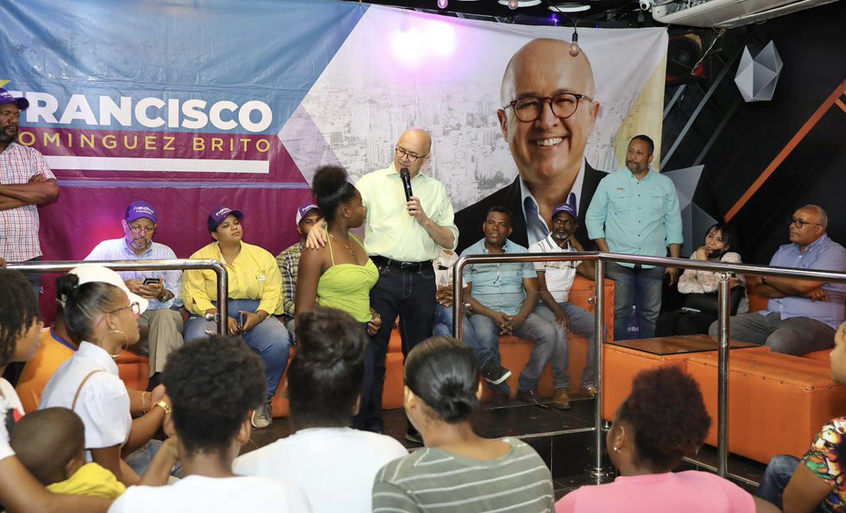 DominguezBrito's tweet photo. En San Luis, Circunscripción 3 de Santo Domingo Este, realizamos asamblea electoral y de organización con un nuevo grupo de coordinadores de nuestro proyecto de nación. 

¡Sin distracciones!
¡El 16 de octubre VOTA 3!

#Vota3 #FranciscoPresidente https://t.co/zanBbzfujF