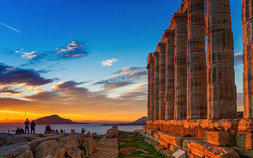 ghostofhellas's tweet photo. The Temple of Poseidon, built in 444 BC. #Greece. https://t.co/P0Jhyv7o5Q