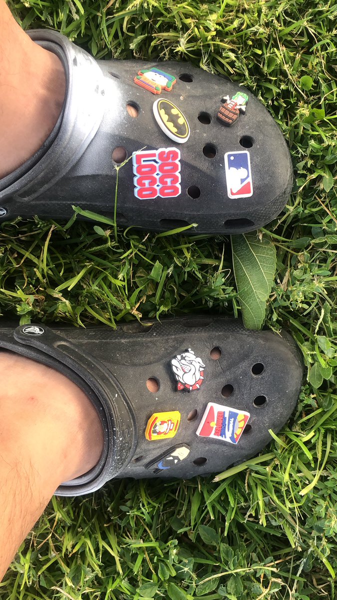 Garciaparasoco's tweet photo. Your crocs tell a lot about you! #socoloco @Socorro_HS https://t.co/pmC3R68D5d