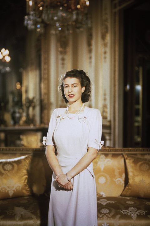 performetry's tweet photo. 70 years of service and dedication to her country and the British people. 
Our hearts and thoughts go to the family and the people of the United Kingdom.
God save the Queen…
Long live the King!
#theroyalfamily https://t.co/qEDBINJqlf