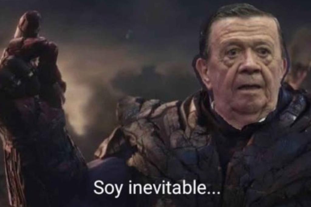 elcomediantee's tweet photo. Yo viendo las noticias sobre la #ReinaIsabel
Automáticamente México:
#Chabelo https://t.co/kJ5NPPYcCn
