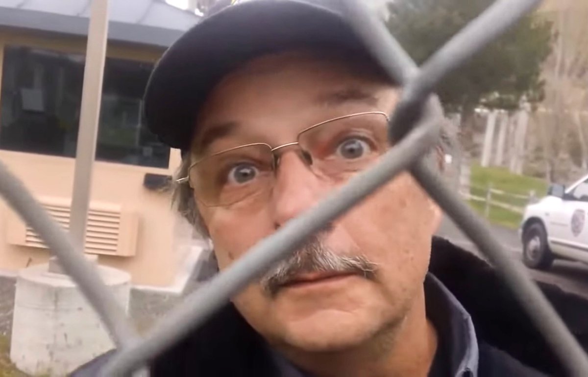 No Context YMH tweet media