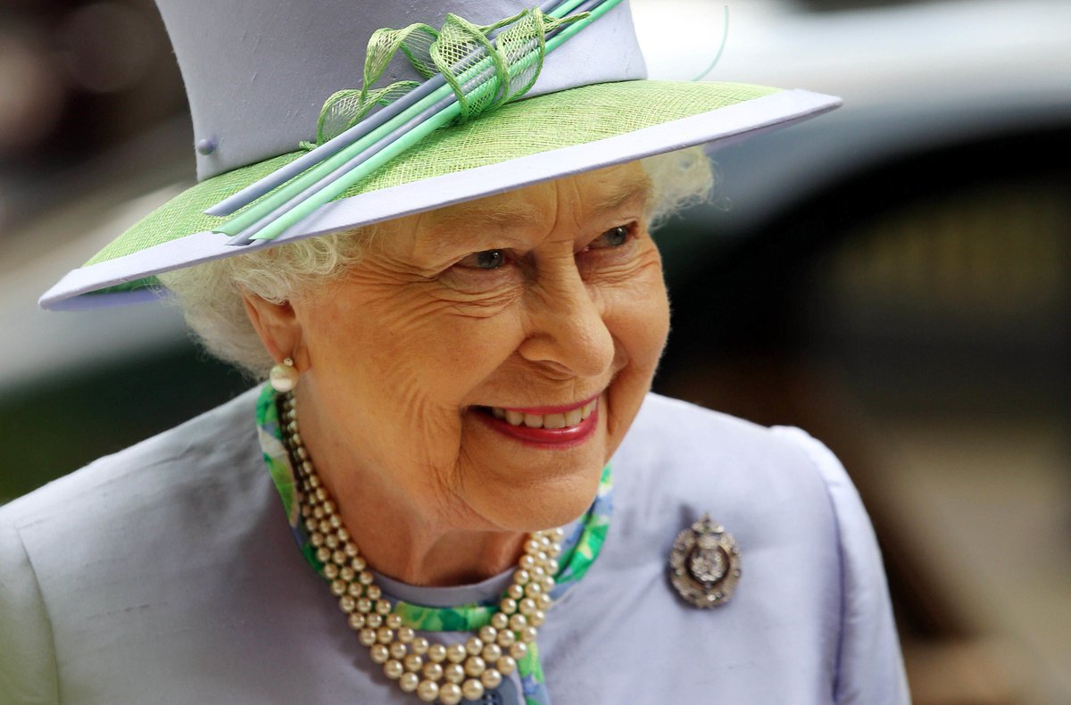 HodgsonAcademy's tweet photo. We are deeply saddened by the news of the passing of Queen Elizabeth II.  An amazing individual that did so much to inspire us all. Our thoughts are with the royal family at this time. https://t.co/gipISSLgdD