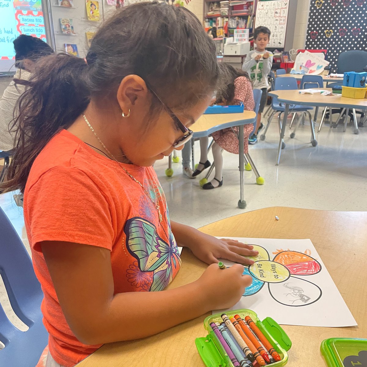 PWCSNews's tweet image. 📚 &quot;The Day You Begin,&quot; by Jacqueline Woodson was at the heart of International #LiteracyDay celebrations at Yorkshire Elementary School! 

Through &quot;One School, One Read,&quot; all students read the same story and participated in activities. 👇