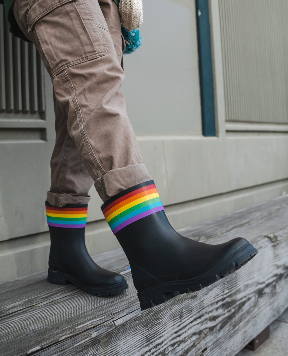 shopChooka's tweet photo. Our Pride collection has stepped back into the room! 😍

We received a surprise shipment of our Pride styles! Shop the limited inventory now because we won't have them until next Spring! 

https://t.co/XVlnK84mVu https://t.co/uMRrwywMpy