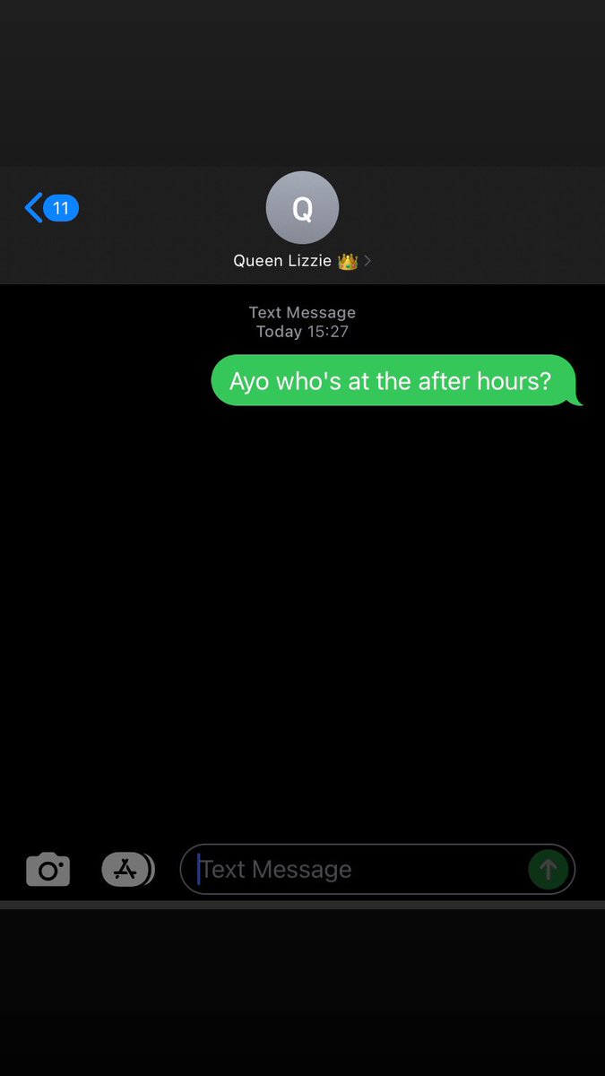 KillianTom's tweet photo. Queen Lizzie got the after hours plug https://t.co/yvN1iFeHbr