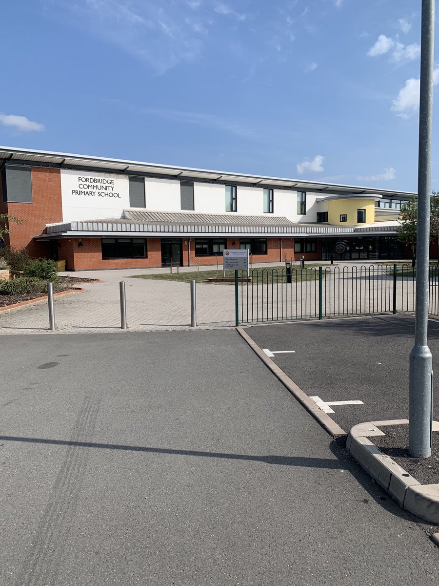 RiverAudioGlos's tweet photo. Wonderful to complete a new sound and video installation at Fordbridge Community School with amazing Panasonic full HD video projection and Martin Audio sound system. All so easy to operate and can be stored away when needed. Many thanks to Steve Parkinson for all his help. https://t.co/W711IE8eIn