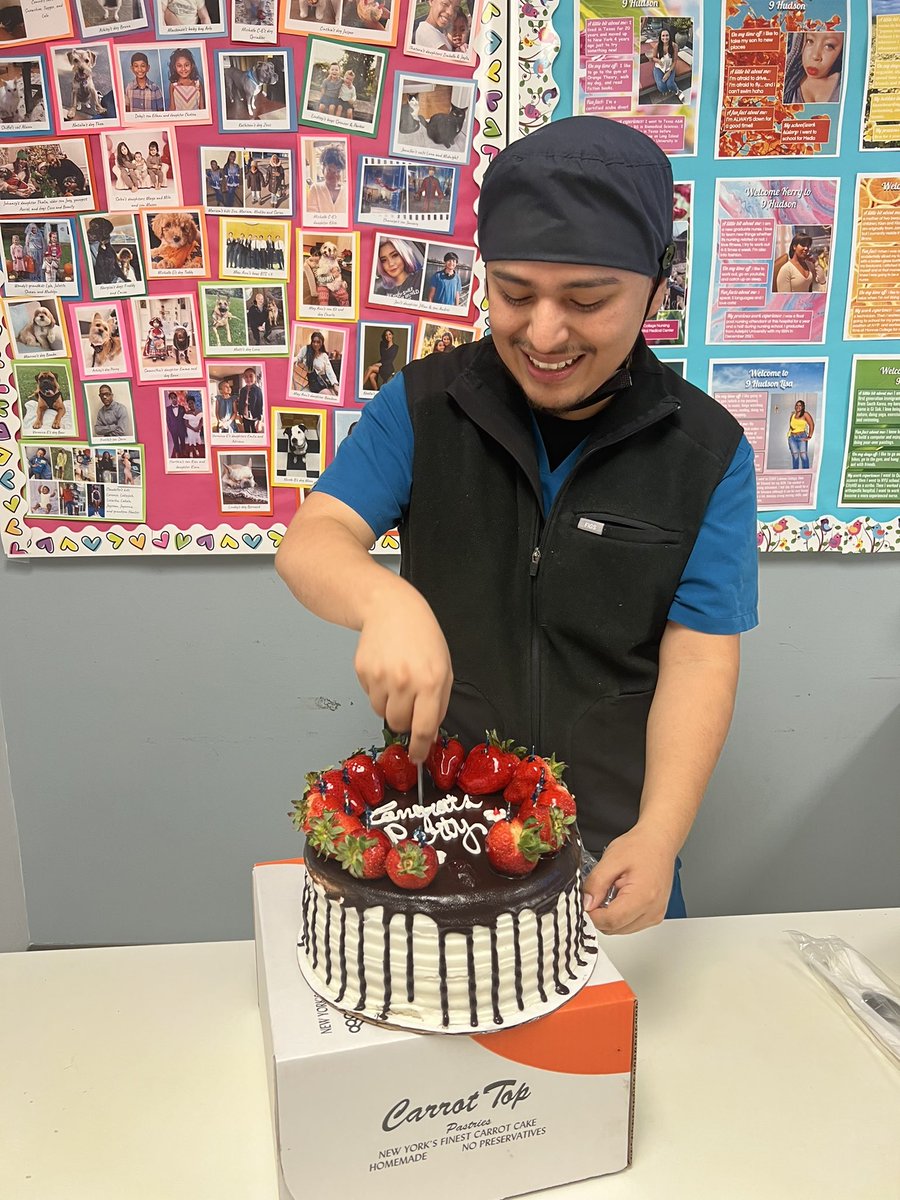 9HudsonNurses's tweet photo. CONGRATULATIONS to our ICU Tech, now RN, Percy on passing his NCLEX! https://t.co/xfwbC6wEMy