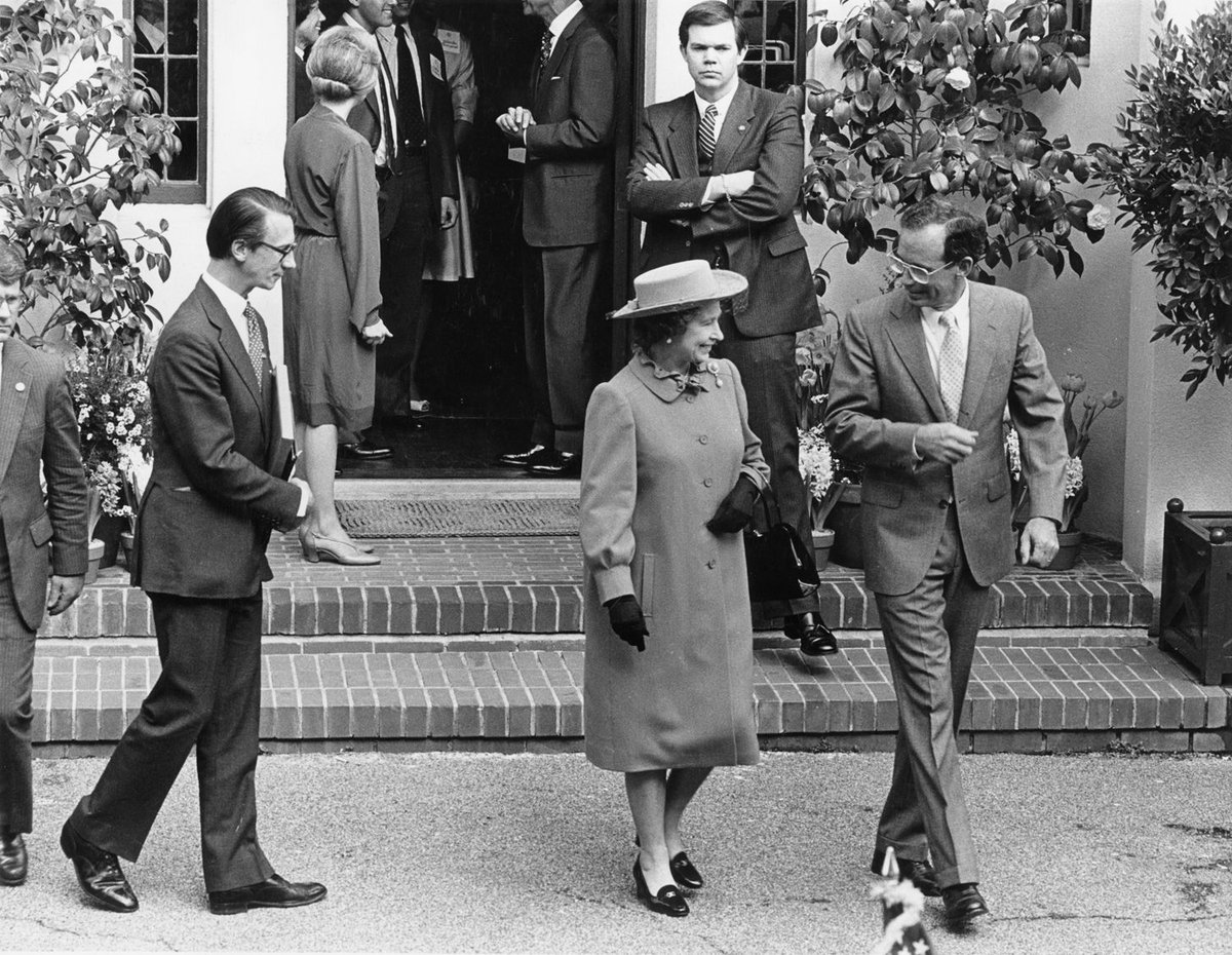 Stanford's tweet photo. Looking back on this March 1983 campus visit as the world marks the passing of Queen Elizabeth II.

University president Donald Kennedy hosted a luncheon at Hoover House for the monarch and her husband, Prince Philip, along with several invited guests and students. https://t.co/WNH9Wjppfa