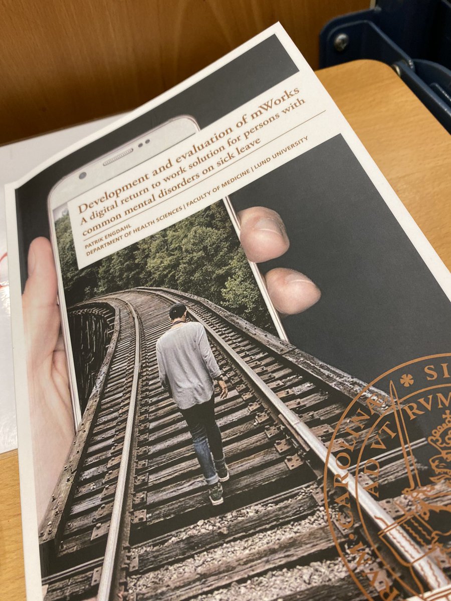 PetraSvedberg (@pachsved) on Twitter photo Stolt handledare till Patrik Engdahl som disputerade idag med en viktig avhandling! Den bidrar med kunskap till hur ett digitalt verktyg kan främja empowerment och arbetsåtergång för personer med psykisk ohälsa. <a href="/UBejerholm/">Ulrika Bejerholm</a> <a href="/HogskolanHstd/">Högskolan i Halmstad</a> <a href="/lunduniversity/">Lund University</a> Stolt handledare till Patrik Engdahl som disputerade idag med en viktig avhandling! Den bidrar med kunskap till hur ett digitalt verktyg kan främja empowerment och arbetsåtergång för personer med psykisk ohälsa. <a href="/UBejerholm/">Ulrika Bejerholm</a> <a href="/HogskolanHstd/">Högskolan i Halmstad</a> <a href="/lunduniversity/">Lund University</a>
