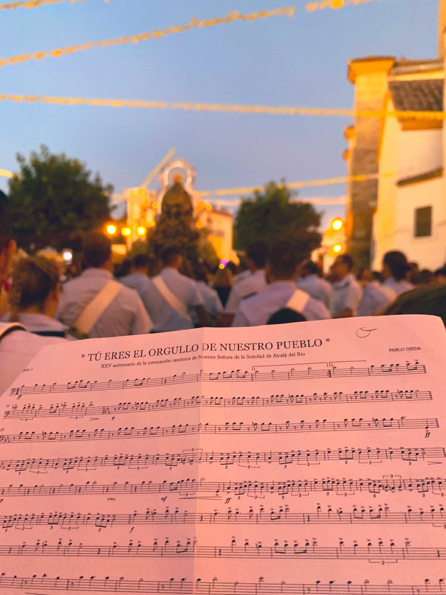 BandaCruzRoja's tweet photo. Sones de Pablo Ojeda y de nuestra querida @HdaddelaSoledad 

🎵 Suena “Tú eres el orgullo de nuestro pueblo”

Esta marcha ha venido para quedarse… https://t.co/sx0UGIKuIq