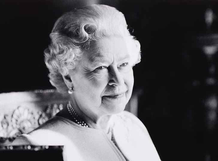 lisnagarveyhc's tweet photo. “Rest in peace. Rise in glory.”

A lifetime of service and dignity. https://t.co/BduhfjPzkJ