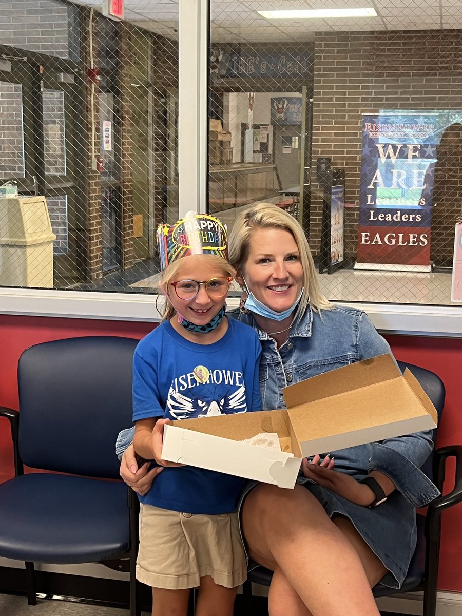There were a couple of birthday girls today <a href="/eaglesofEES/">Eisenhower Eagles</a>   One of them shared a birthday donut with me. #PrincipalPerk