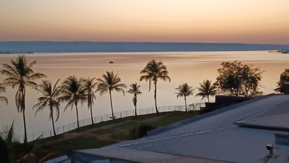 tv_esperia's tweet photo. Nesta quinta-feira (8), nossos atletas participaram da 6ª etapa do Campeonato Brasileiro de águas abertas. A competição foi no Lago Paranoá, em Brasília.
Valeu, pessoal!

📸: Reprodução/ Deusival
📝: Reportagem/ @lucca_fazzi
#esperia #datafootweb https://t.co/HdcPm3bEPd