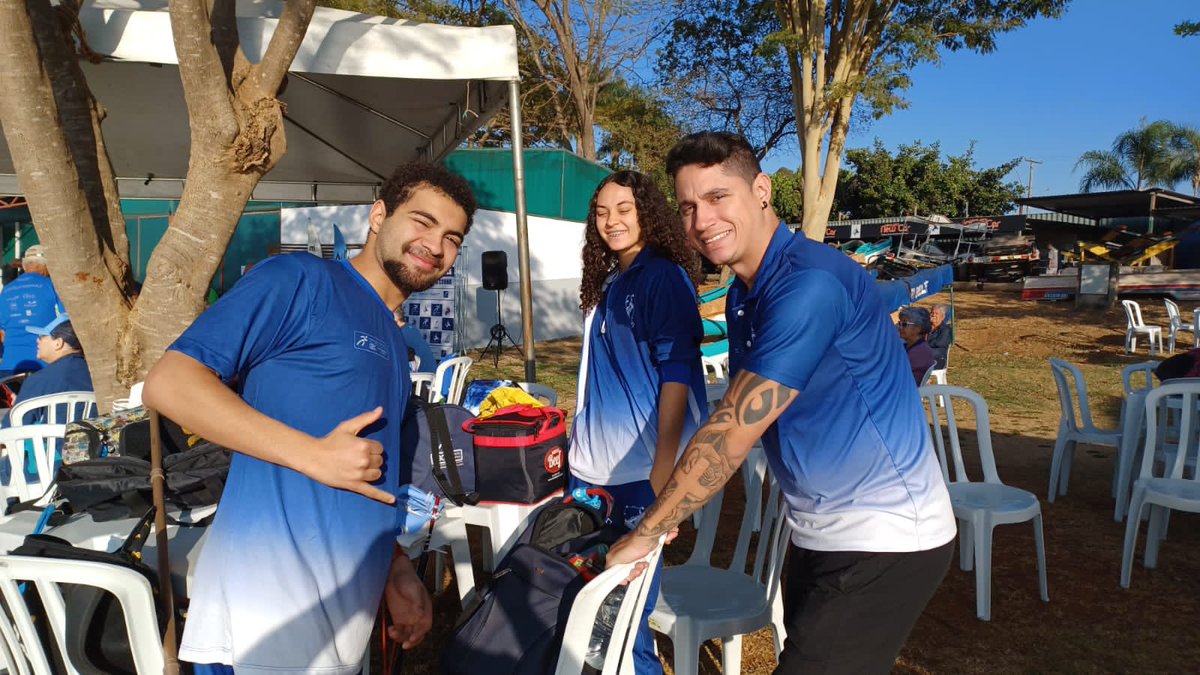 tv_esperia's tweet photo. Nesta quinta-feira (8), nossos atletas participaram da 6ª etapa do Campeonato Brasileiro de águas abertas. A competição foi no Lago Paranoá, em Brasília.
Valeu, pessoal!

📸: Reprodução/ Deusival
📝: Reportagem/ @lucca_fazzi
#esperia #datafootweb https://t.co/HdcPm3bEPd