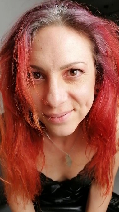 1 pic. Here's my little surprise package ?
@transloverxx2 @SamuelReborn @ErectionAddict2  @SEXYBEAST742