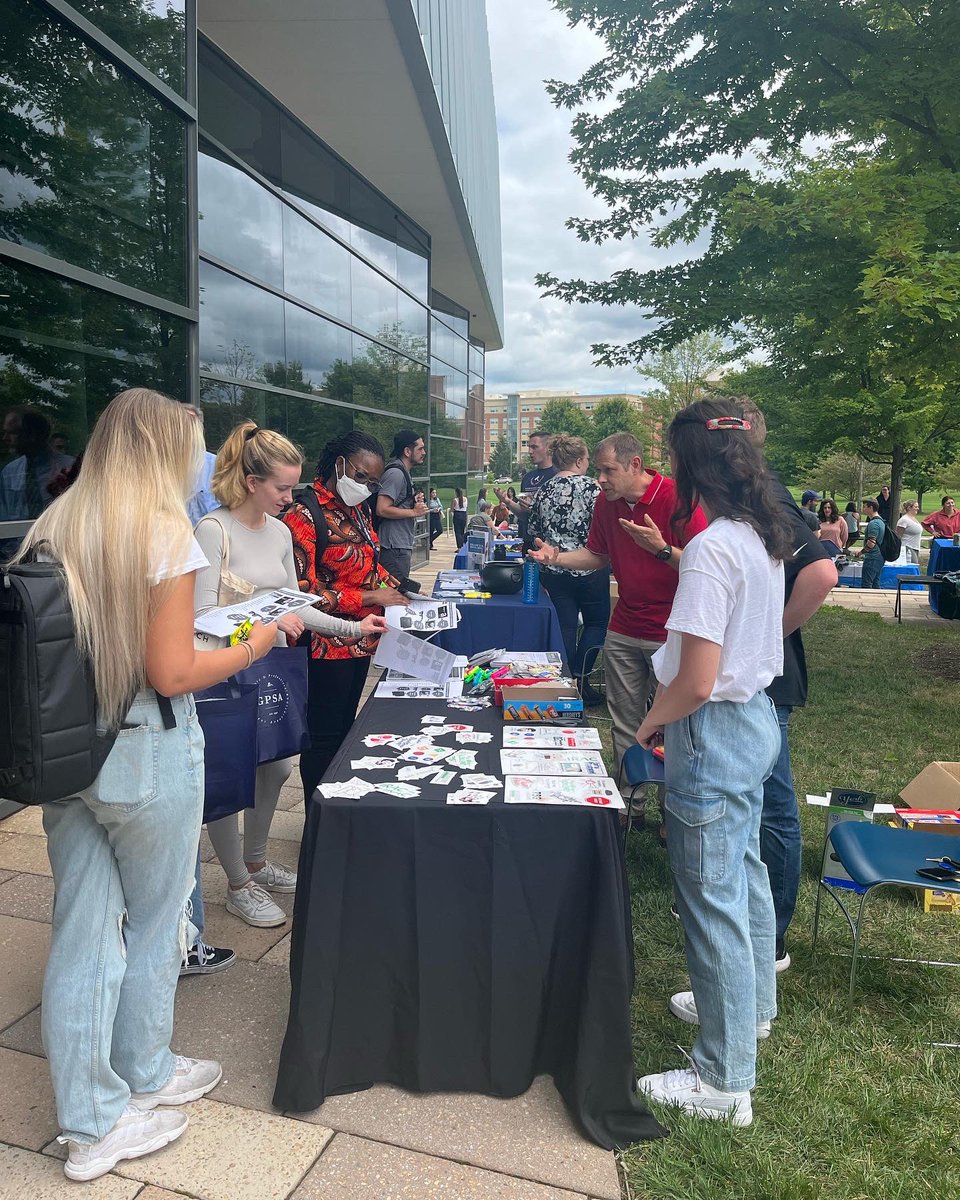 PennStateLaw's tweet photo. The SBA Student Org and Resource Fair took place outside the Katz building today! #WeAre #PennStateLaw #lawschool #resourcefair #lawschoolthings https://t.co/zriwY6u16U