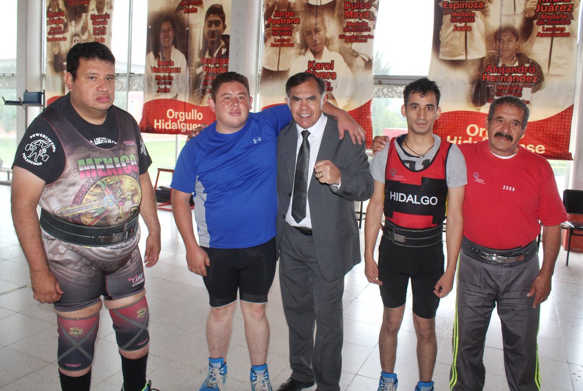 deportehidalgo's tweet photo. Con el objetivo de construir, transformar y llevar el deporte hidalguense al máximo potencial, el nuevo director general del Instituto Hidalguense del Deporte, @pipino_cuevas, realizó está tarde el recorrido por cada una de las instalaciones que conforman el #INHIDE. https://t.co/jS7NGaoxNo