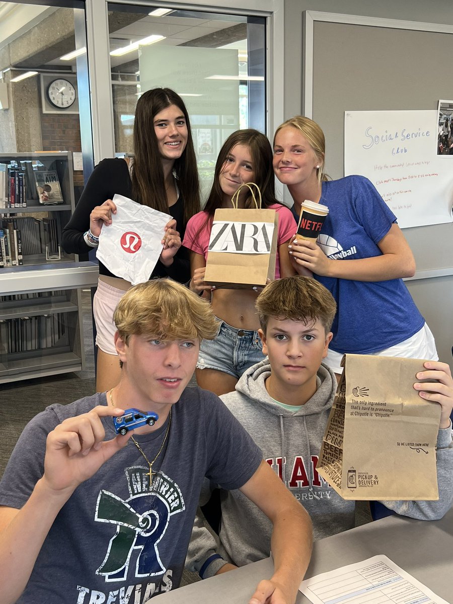 NTHSBusEd's tweet photo. It’s Entrepreneur Meet &amp; Greet Day in Intro to Biz! Students researched and then became their entrepreneurs for a meetup - props and all. @NewTrier203 https://t.co/dFewTwpIda