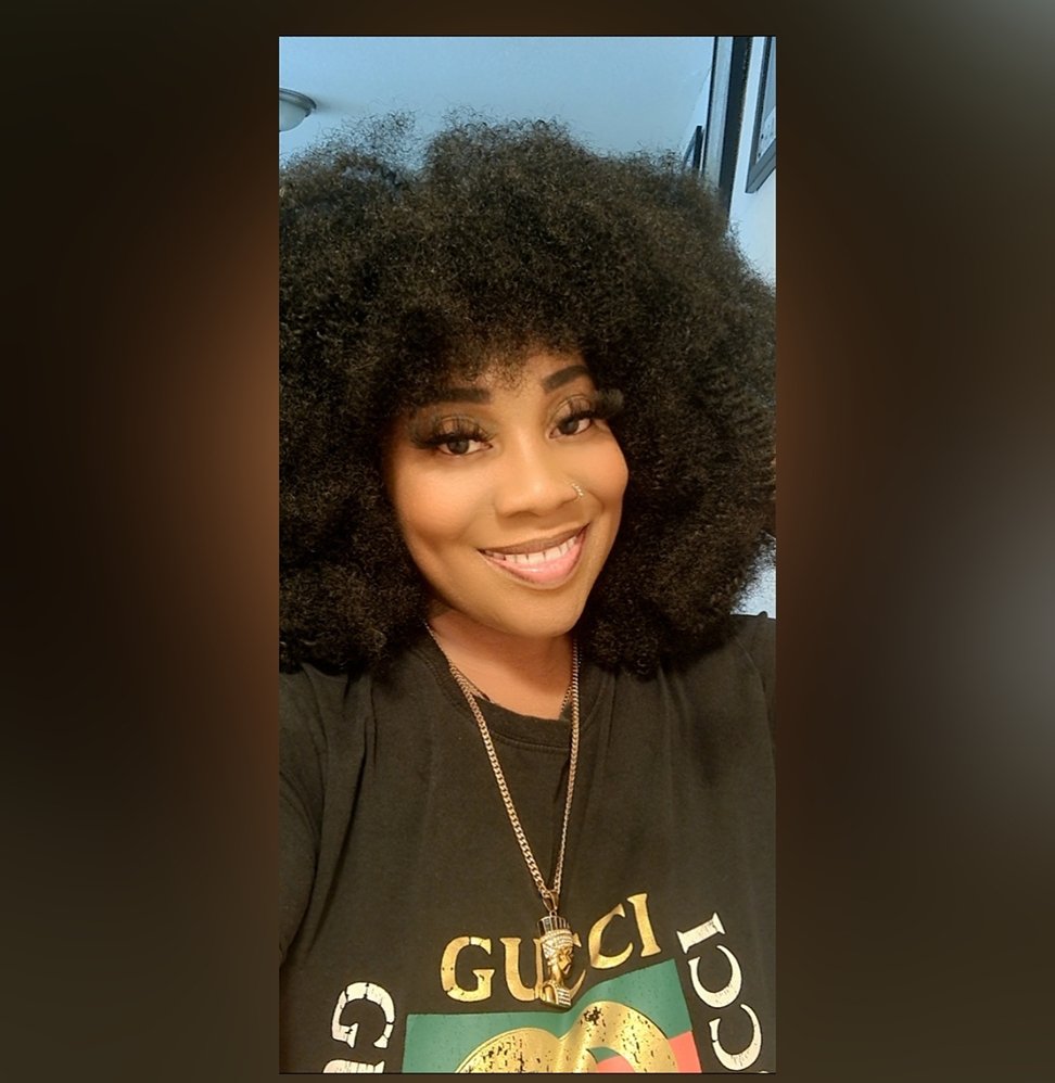 IamMissSmiley's tweet photo. Had to bring back my signature look 😍🥰 #afrolook https://t.co/oE0NkVhtIv