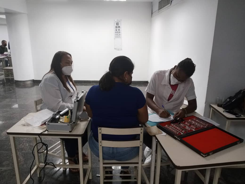 El desarrollo del internacionalismo, principio que caracteriza a la salud pública de #Cuba, presente como pilar indiscutible del prestigio logrado ante el mundo. . #HéroesDeLaSalud #CubaPorLaVida #CubaCoopera <a href="/cubacooperaven/">Brigada Médica Cubana en Venezuela</a> <a href="/MINSAPCuba/">Ministerio de Salud Pública de Cuba</a> <a href="/japortalmiranda/">José Angel Portal Miranda</a> <a href="/PardoRegla/">Regla Angulo Pardo</a>
