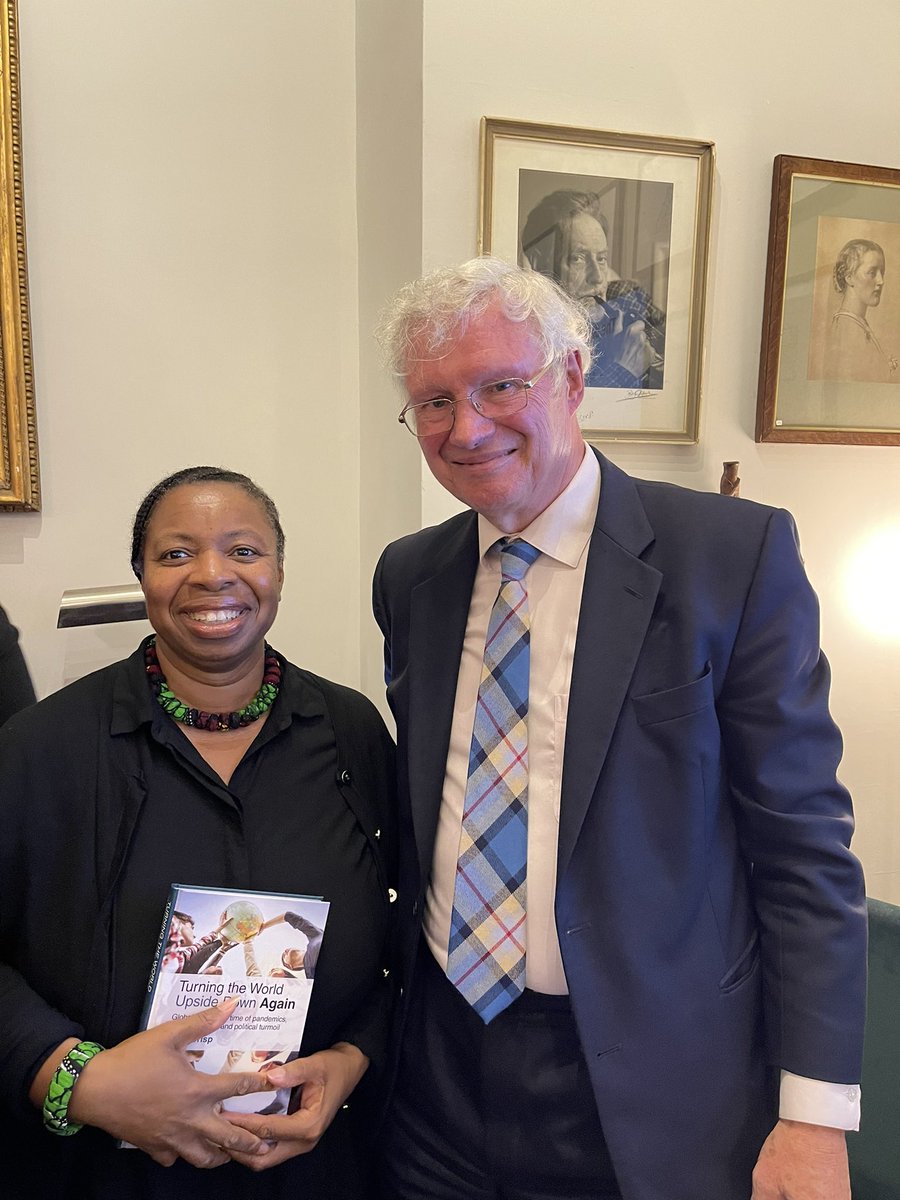 felicia_kwaku's tweet photo. Members of #UK Nursing &amp; Midwifery #diaspora with @LordNigelCrisp this evening. #Caribbean #Malawi #Kenya #Jamaica, #Uganda #Ivory Coast #Ghana #Nigeria #Bangladesh #Sikh represented. His presentation was so rich “How we in the West should be learning from low income countries” https://t.co/NMwrNxGGL9