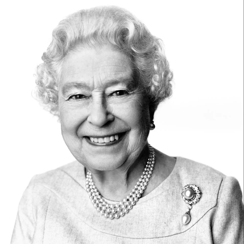 We are profoundly saddened by the death of Her Majesty Queen Elizabeth II.

The entire ORT Network extends our deepest sympathies to King Charles III and all the Royal Family.

May her memory be for a blessing. BDE.