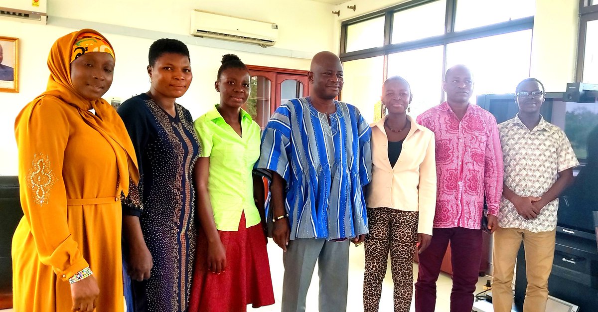 SrhrNetwork_UER's tweet photo. The SRHR NETWORK had the opportunity to meet the Upper East Regional Minister to hold talks on how the two outfits can collaborate to reduce incidents of teenage pregnancies, defilement and other sexual health issues. https://t.co/JNx7Ktx9z7