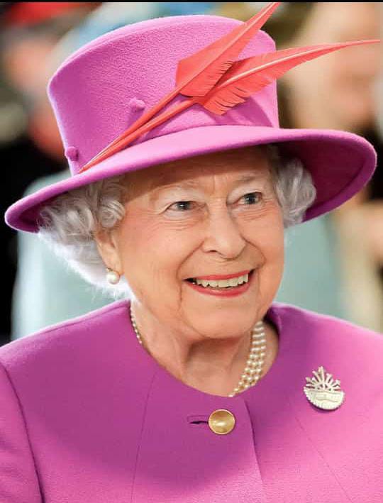 rakelleernest's tweet photo. 1952-2022, RIP Queen Elizabeth II https://t.co/7iaUM6UR4b