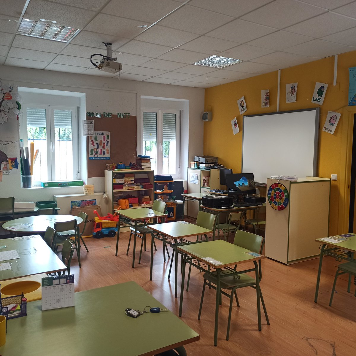 FuenteadajaCRA's tweet photo. Mañana comenzamos en el aula de #LaTorre , en #Muñana lo harán el lunes por ser fiesta. 
¡¡Nos vemos!! #nuevocurso #crafuenteadaja https://t.co/hOLYUKYlwQ