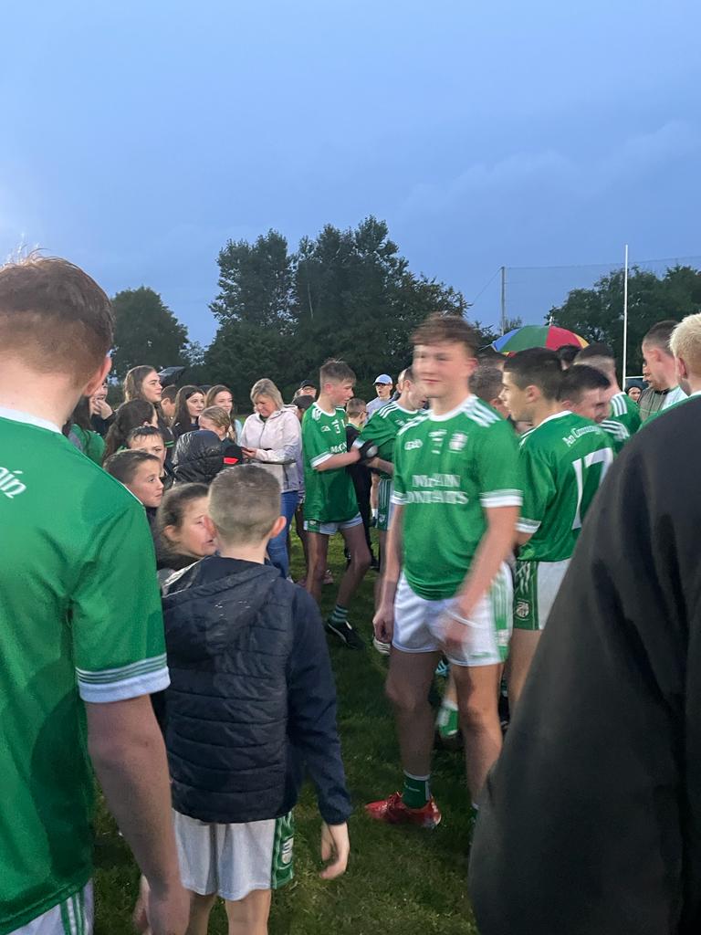 Cargin_Gac's tweet photo. The come back of the year happened tonight in Whitehill! 
After getting beat 3.04 to 0.00 at half time, our U15s put in an unbelievable 2nd half performance and came back to win...
Cargin 1.11 Gort na Móna 3.04
Absolutely brilliant!!!
U15B Chamionship Winners!! 🇳🇬🏆 https://t.co/lD3UqIktpw