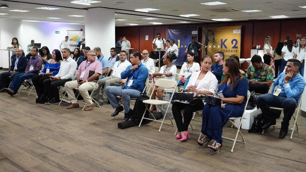 CarlosAGamba's tweet photo. 📢 Hoy en nuestra tercera versión de K Inversionista en Cali, logramos la conexión de nuestros #EmprendedoresSENA con aliados e inversionistas para fortalecer sus negocios https://t.co/UYxdJ2WfJm