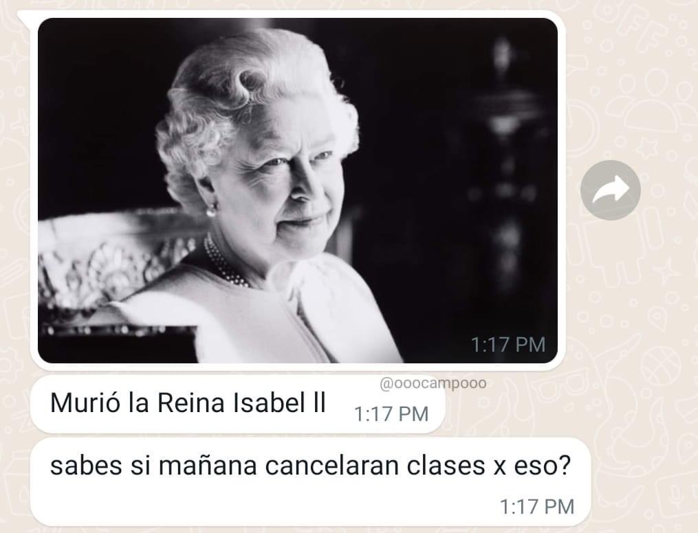 Nadie: 
Mi compa el que busca cualquier excusa pa no ir a la escuela: 
#IsabelII #QueenElizabeth