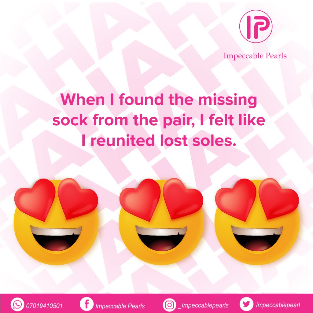 impeccablepearl's tweet photo. Serving you socks' pun for dinner. 💀🍜

How do you feel when you finally find the missing pair after searching for like seventeen hours? 🤣

We remain your surest plug for wholesale and retail sales of socks, sleeves and gloves 🥳
#Muslim #TwitterMuslims #Silvysocks #sleeves https://t.co/KGSHtAxgeb