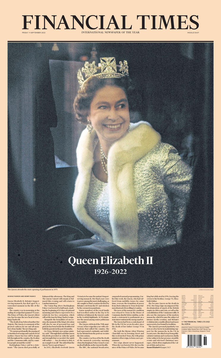 ROBZIK's tweet photo. Che meraviglia la prima pagina del @FinancialTimes di domani!
#QueenElizabeth https://t.co/HrDJXWx3h3