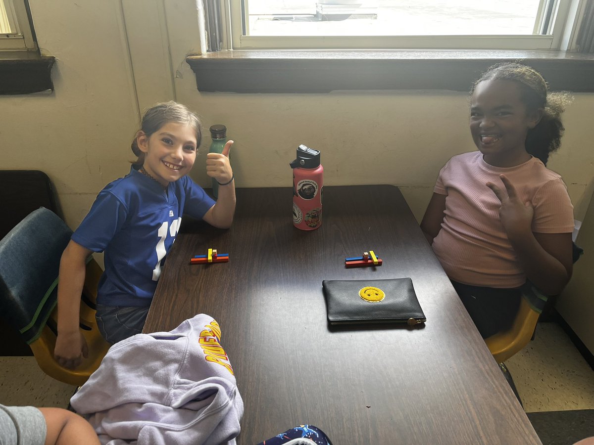 beccanson's tweet image. 5th grade students practicing communicating and following directions.