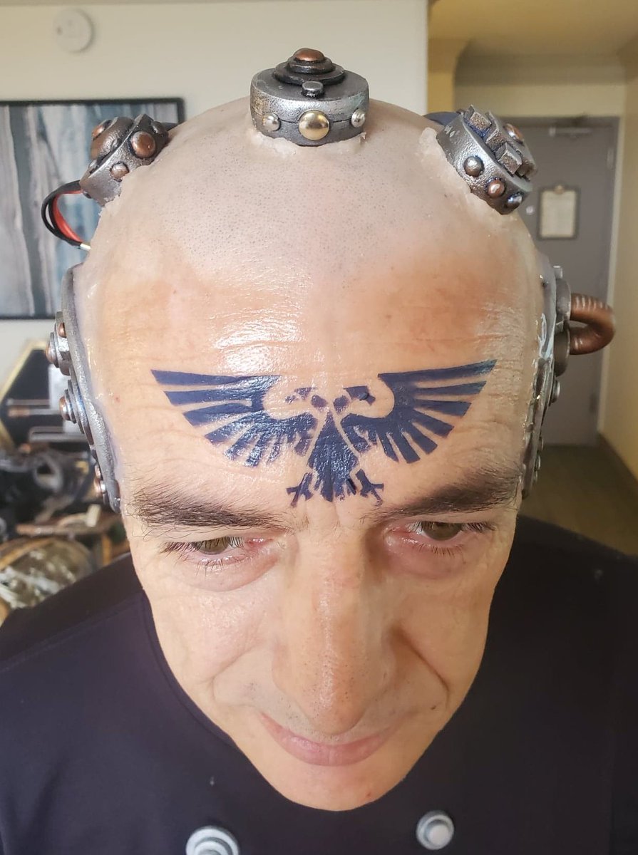 fredelledesigns's tweet photo. Don't be afraid to mess around with makeup and prosthetics. We used #prosaide to attach a foam template, then airbrushed acrylic paint for the tattoo. Used #3rddegree to achieve the burn looks, #kryolan rigid collodion for scars. Thanks @MissChrissyLyn for advice and guidance! https://t.co/YHW5lamJ0g