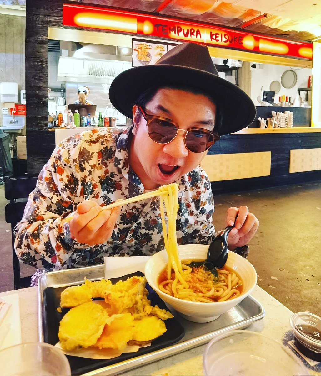 MoVernie's tweet photo. [NEW FOOD ITEM ALERT]

Hey Peeps! #TempuraKeisuke has a new food item.

In addition to its #Tendon (Tempura on rice), you can now order #Tempura with Broth #Udon.

The broth udon comes separately from the tempura to ensure it is crispy &amp; tasty.

Come and taste it out!

#ChefsHall https://t.co/M8e7UmZbs0