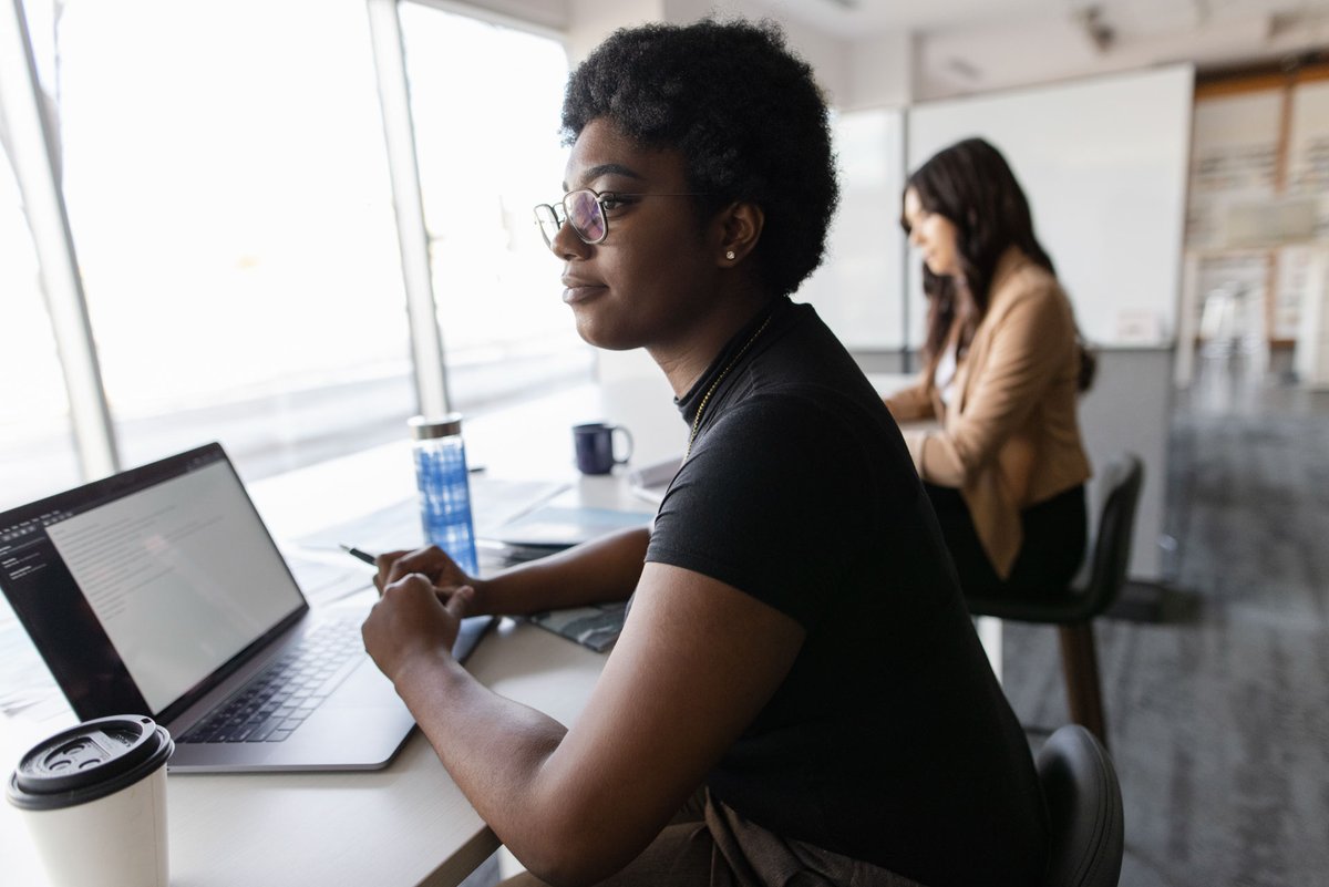 Hero Images tweet media