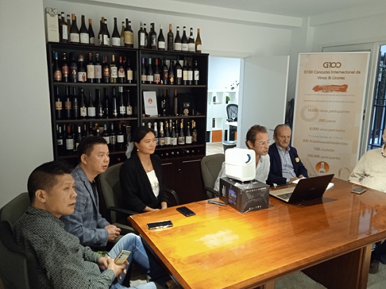 El Concurso de Vino G 100 para el mercado chino, se presenta en Madrid ante el Comité G 100
vinetur.com/2022090870419/…