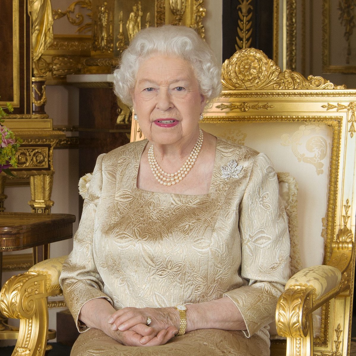 Sending sincere condolences at this very sad time. We have lost a Monarch who was much loved, well respected and will be very much missed. 
#RIPQueenElizabeth 
#RoyalFamily #royalpalace