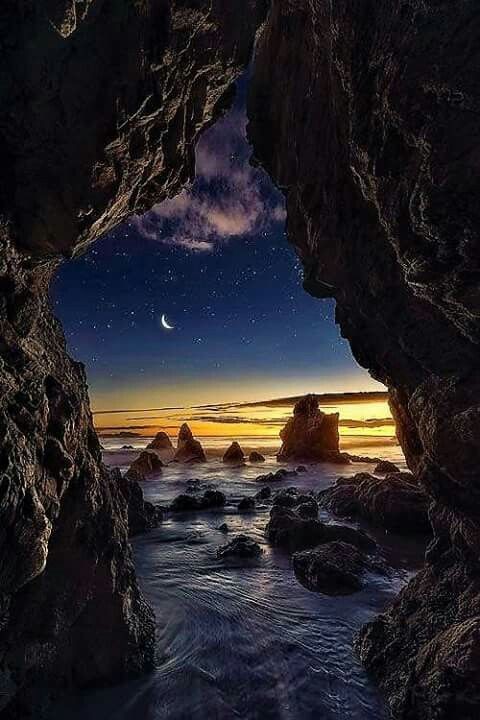 Daniella_C1804's tweet photo. Good night. 🌟 https://t.co/0e4CsI7ZbY