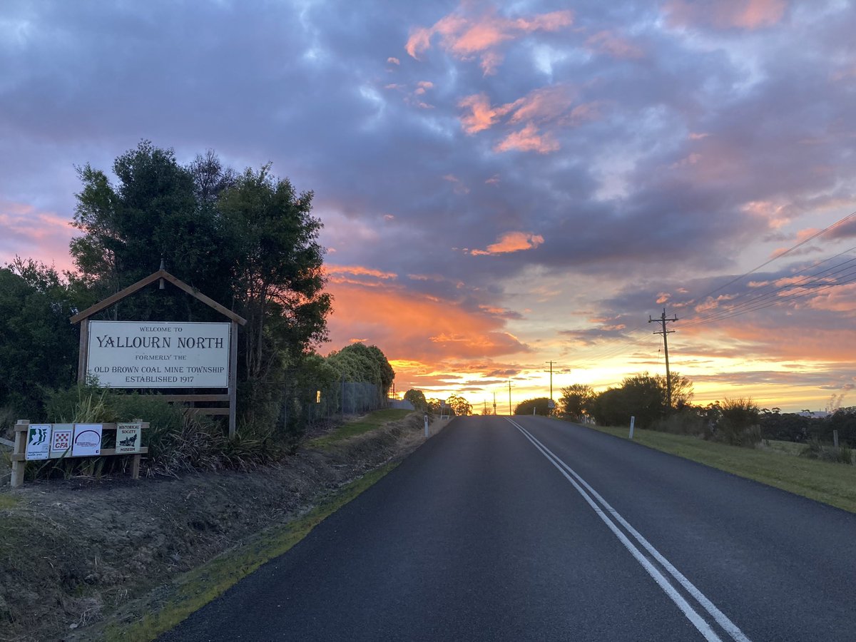 YallournNorth's tweet photo. A new day dawns… https://t.co/OuuDlAnaTn