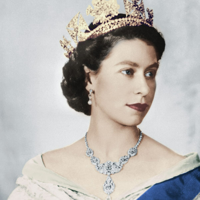 Christy_Home's tweet photo. In a world of constant change, she has been a guiding light to her people in the UK and the Commonwealth for 70 years. Rest in peace HRH Queen Elizabeth II 🕊️ https://t.co/SiScUWlyqS