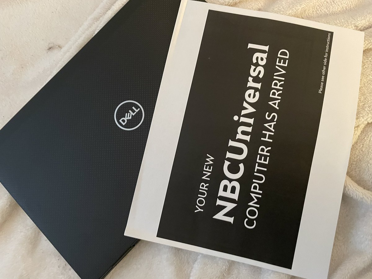 AngeliqueBrenes's tweet photo. So excited to get started!!!! #NBCIntern https://t.co/hCeosctOj7
