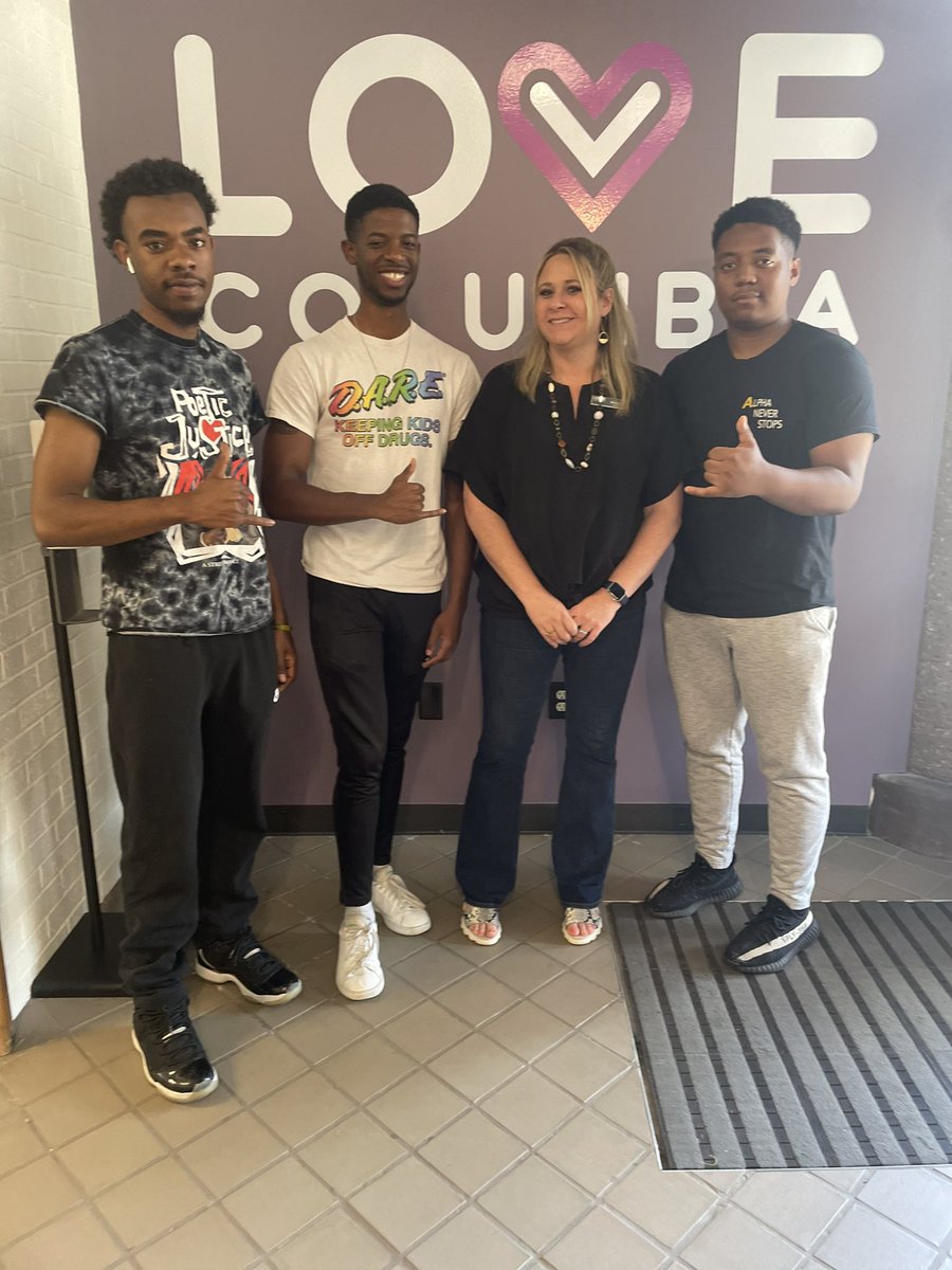 Our weekend of service was a success! Thank you for everyone that came out and donated! 🤙🏾 #LongLiveZA