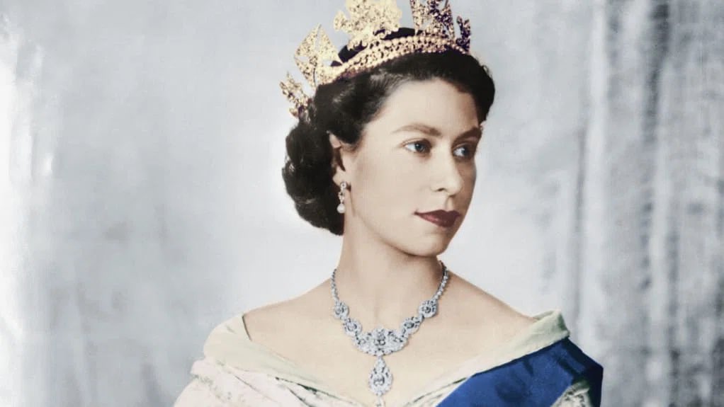 Mourning the passing of a monarch who embodied the ethic of public service & a wonderful woman who personified dignity. My great grandfather & great grandmother represented NZ at her coronation in the UK all those years ago. Rest In Peace Queen Elizabeth II & Long Live the King.